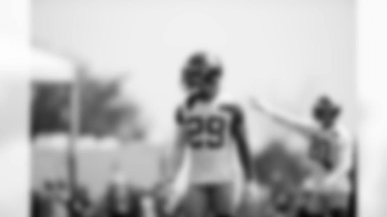 S Xavier McKinney (29)