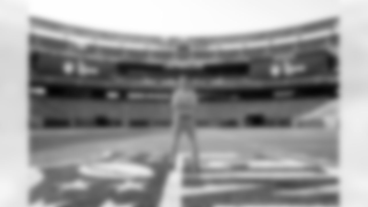 Eli Manning Show promo shoot