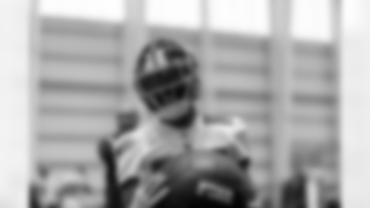 Zyon Gilbert (38)