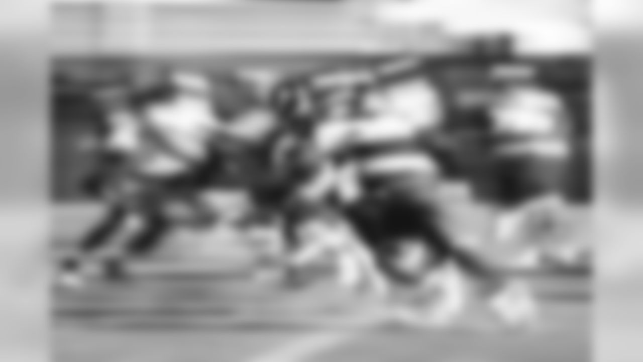 E_18_1025_GiantsPractice031