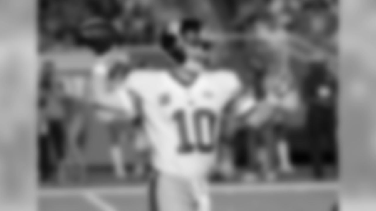 QB ELI MANNING