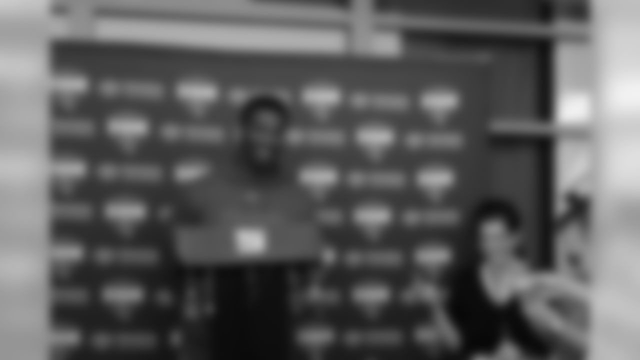 WR JAMES JONES