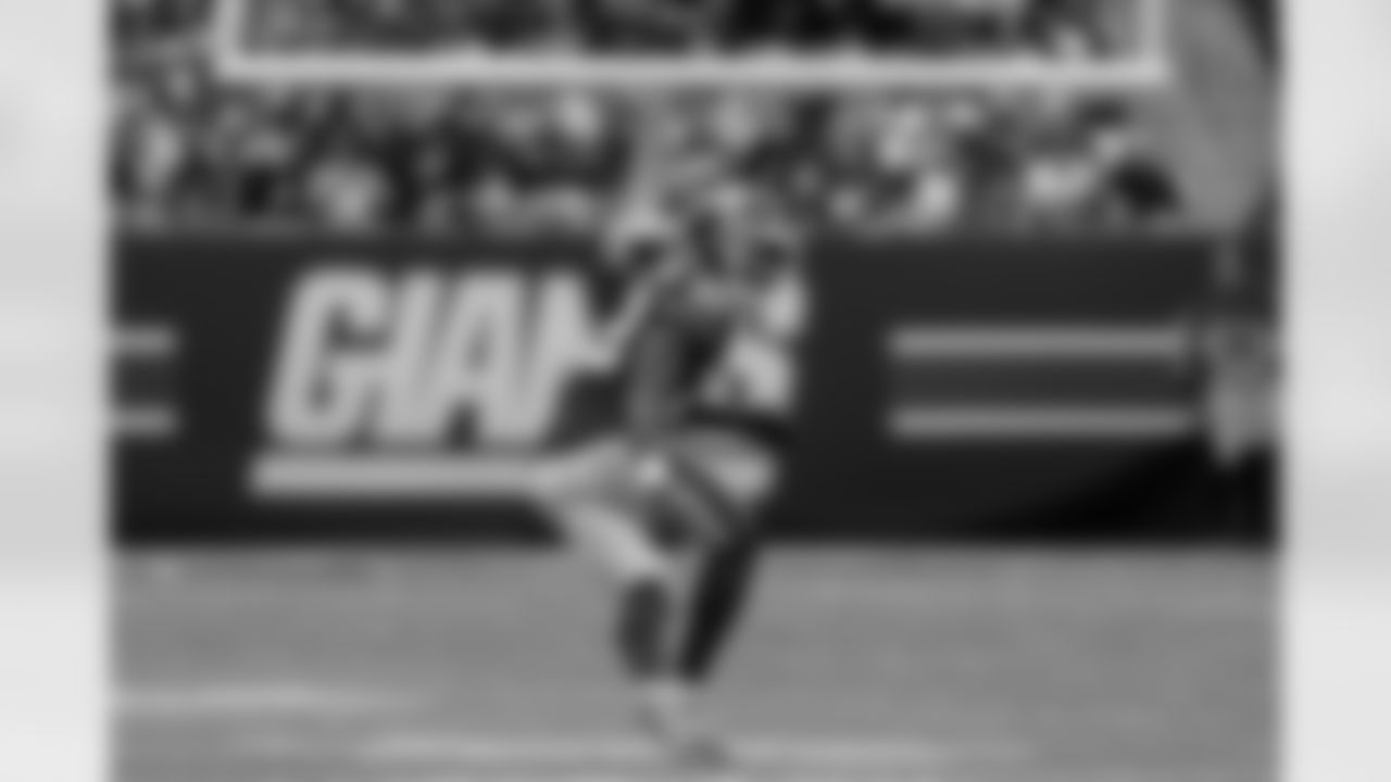 Adoree' Jackson (22)