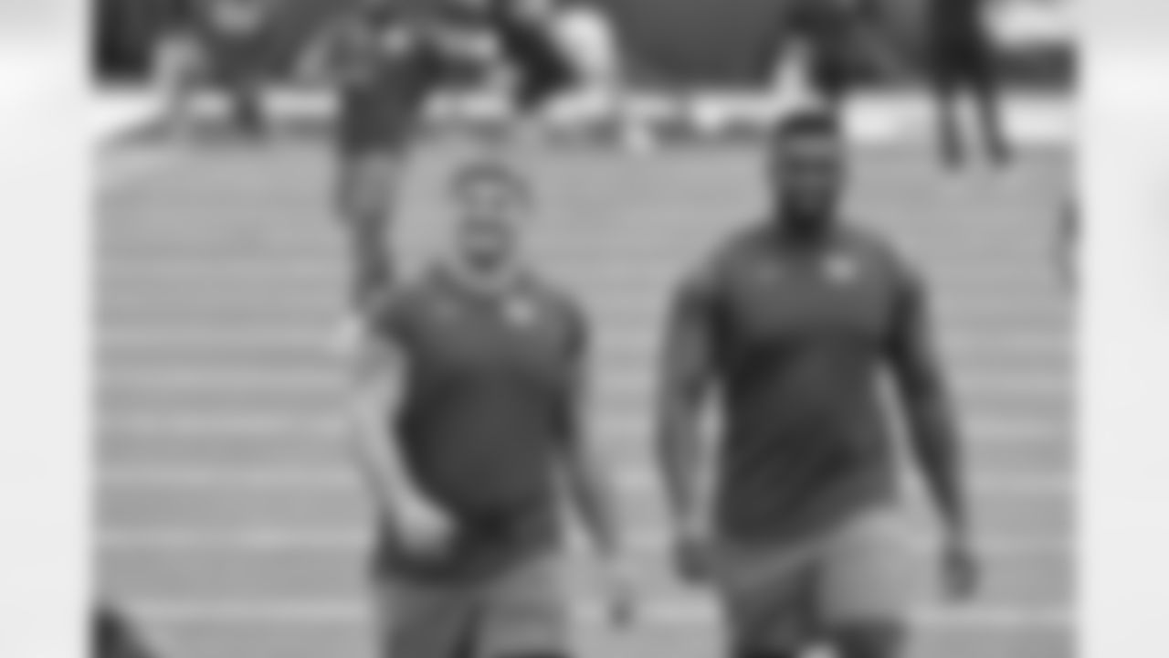 New York Giants guard Shane Lemieux (66) and tackle Matt Peart (74) before a week 3 regular season football game against the San Francisco 49ers at MetLife Stadium on September 27h, 2020 in East Rutherford, New Jersey