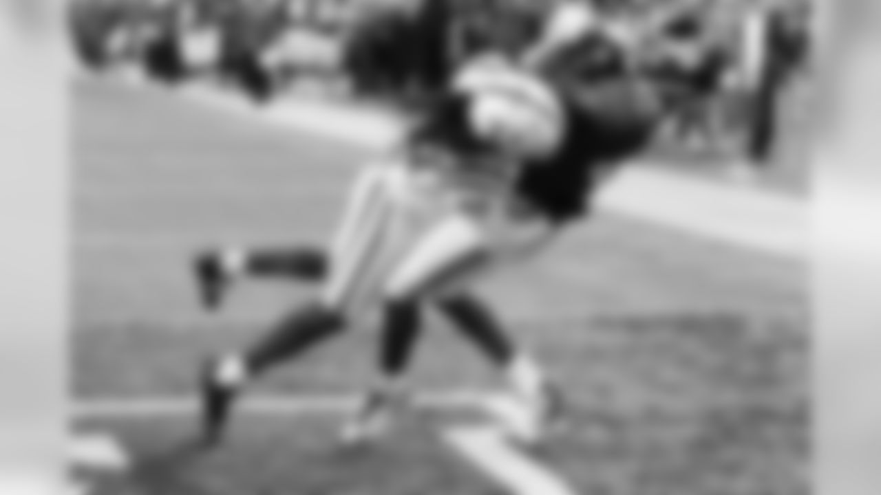 Manning throws his second of two touchdowns to wide receiver Corey Washington from one yard out. WATCH COREY WASHINGTON'S FIRST TD