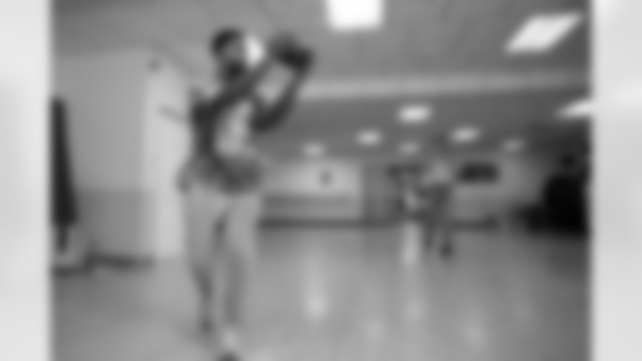 Eli Manning Show Salsa Dancing