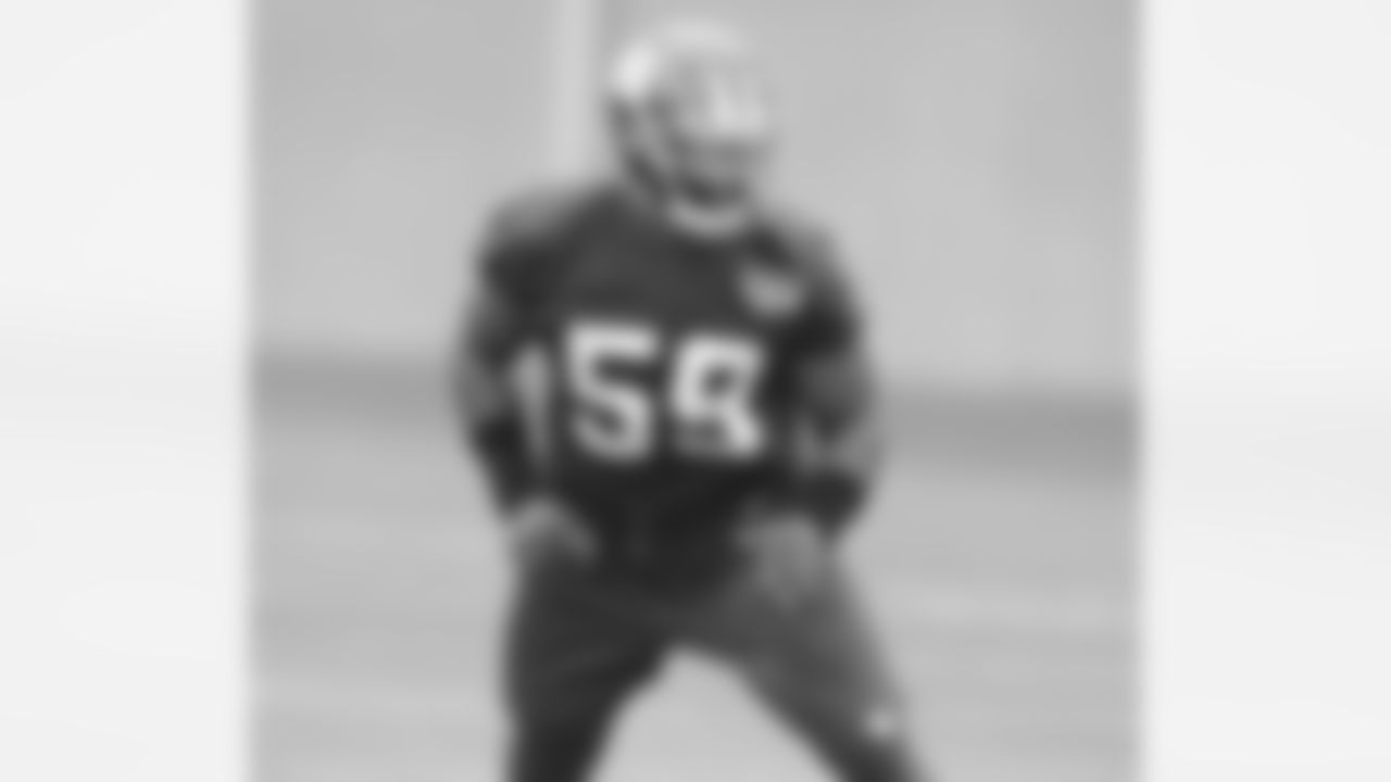 Newest LB Aaron Curry will look to make an impact in 2013