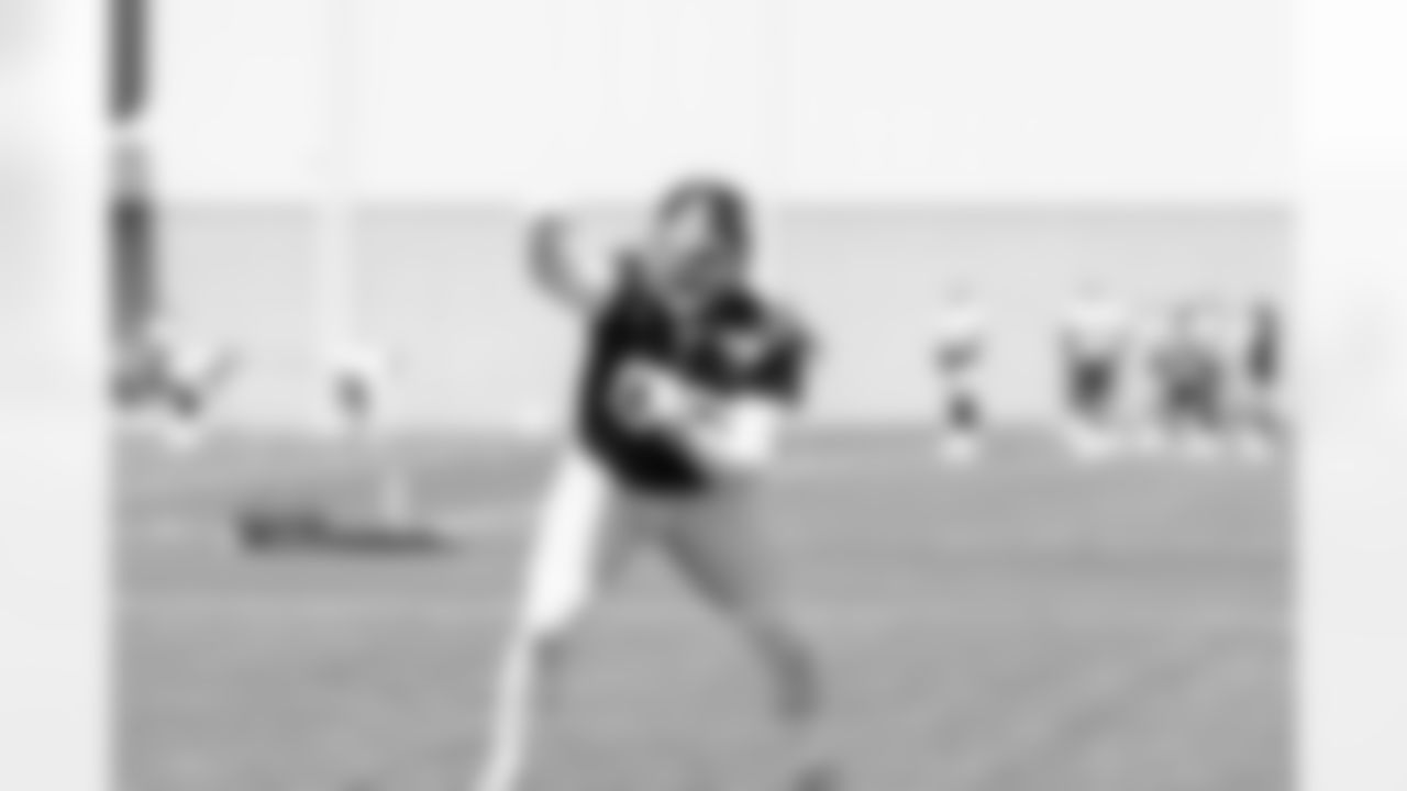 DL Leonard Williams (99)