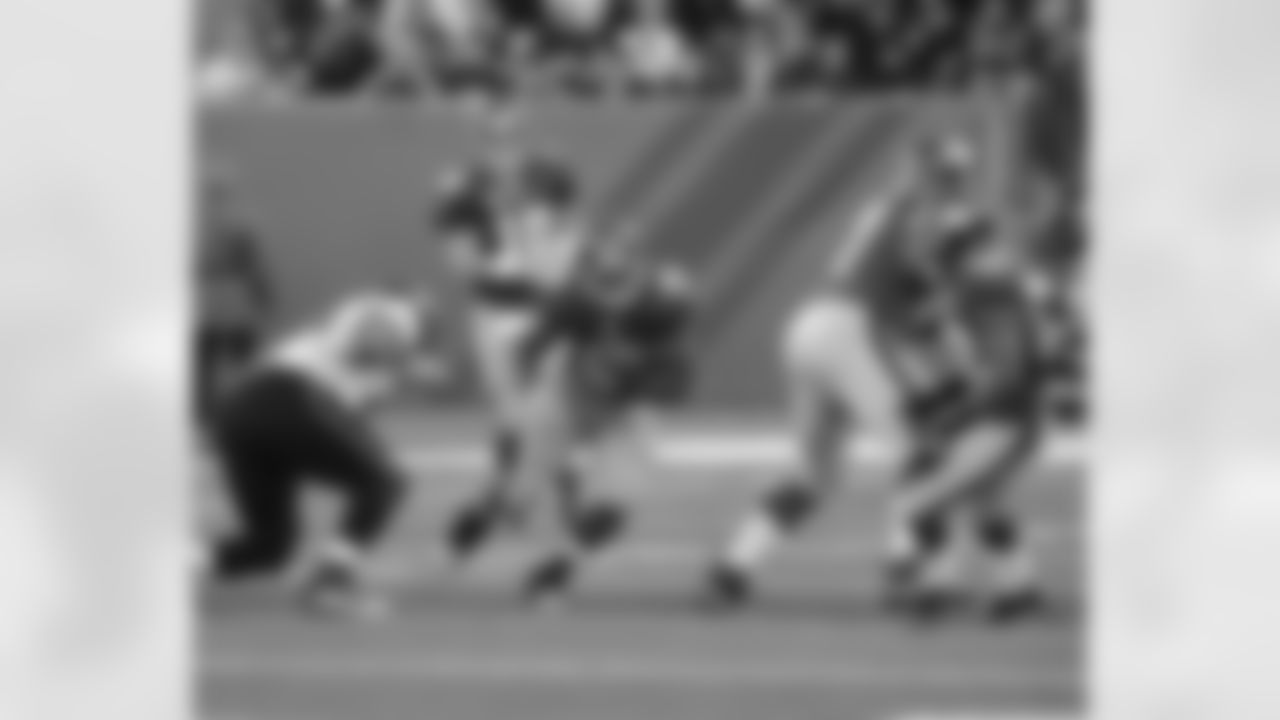 RB Ahmad Bradshaw took care of the ball and gave the Giants a spark with his extra effort runs