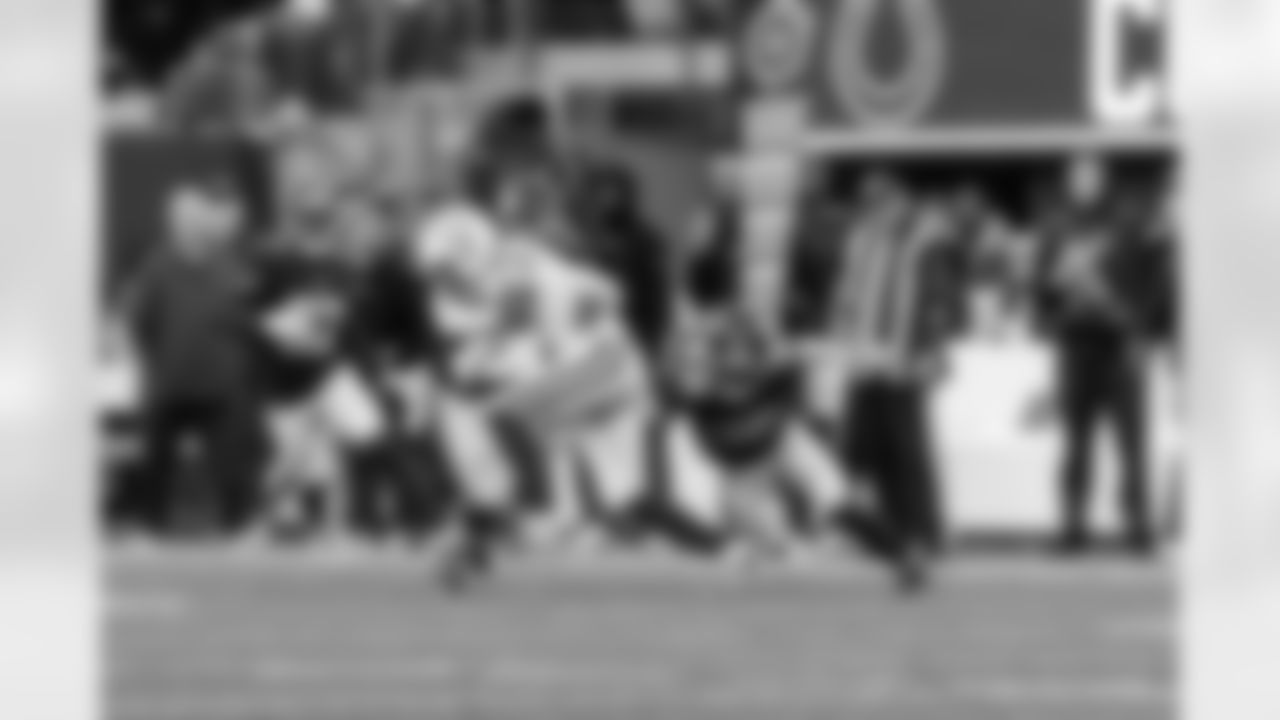 Zyon Gilbert (38) Tony Jefferson (36)
