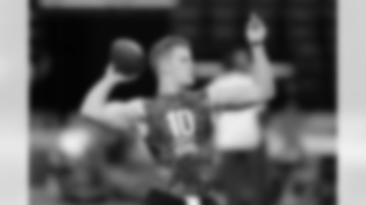 QB Ryan Nassib
