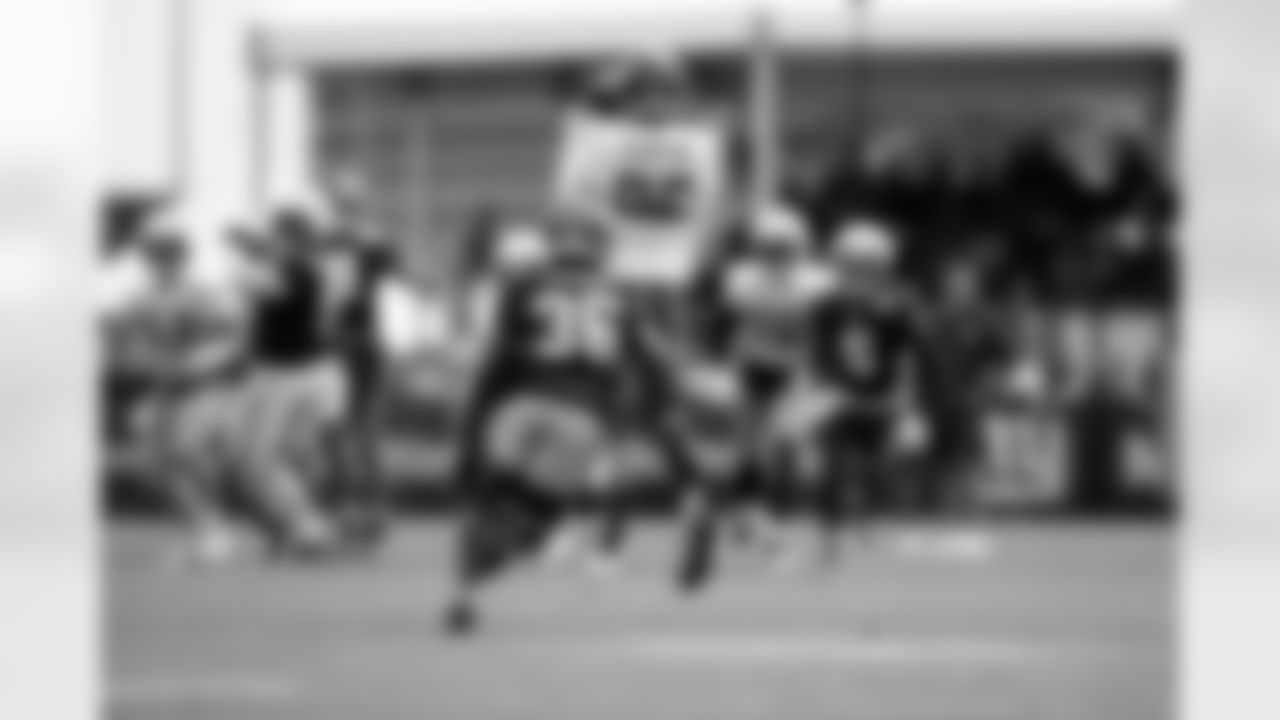 WR Darius Slayton (86)