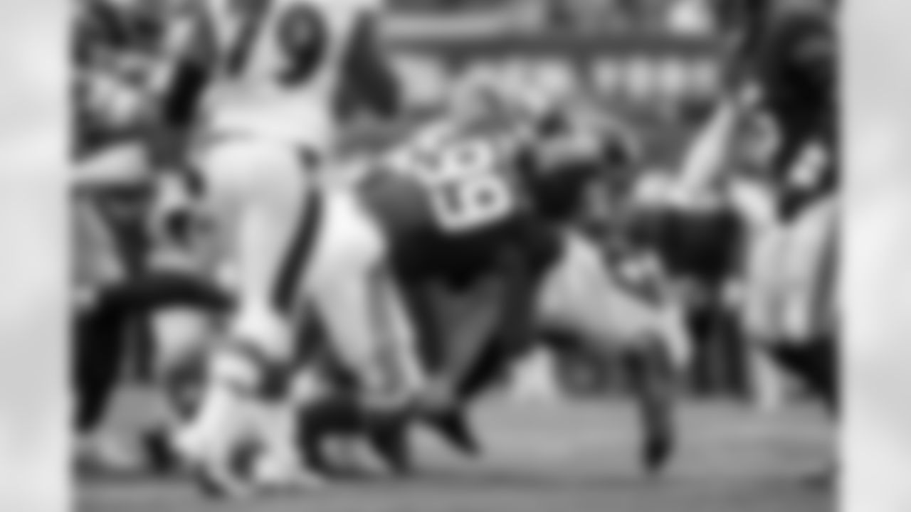 Leonard Williams (99)