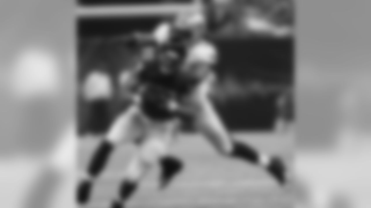 LB DANNELL ELLERBE