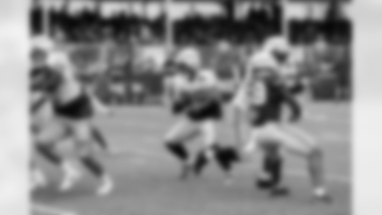 RB Saquon Barkley (26)