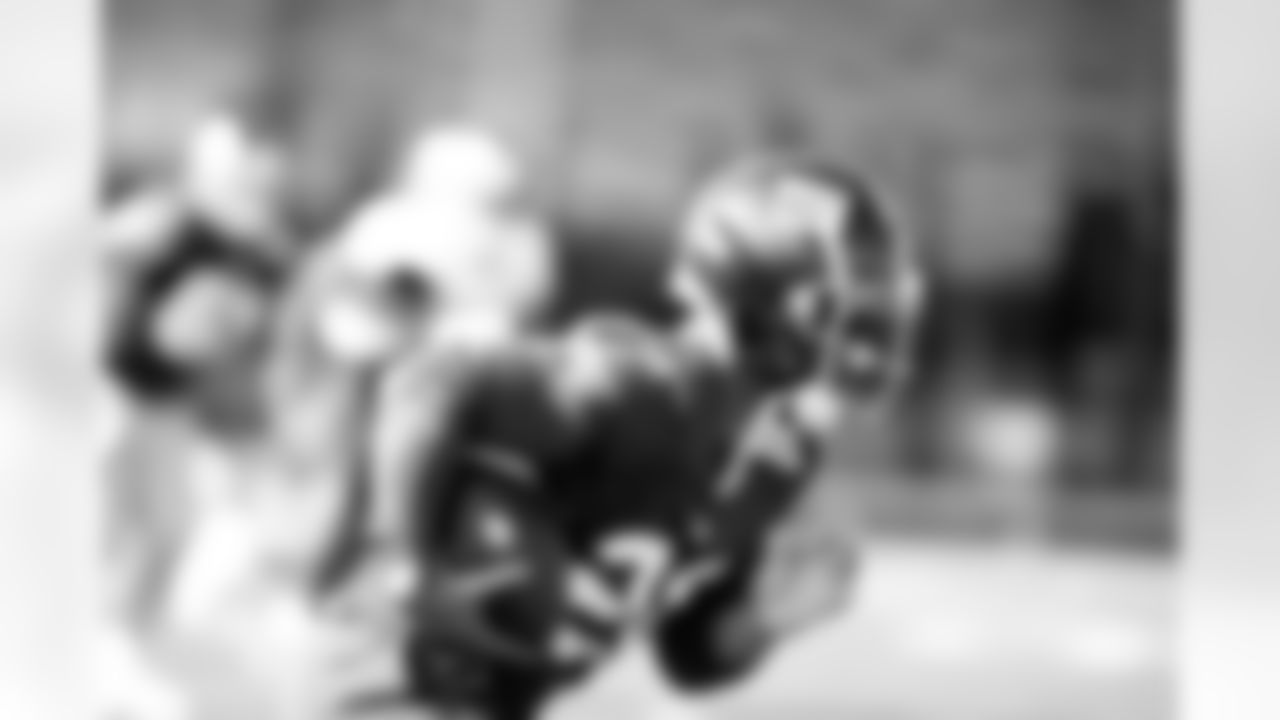RB Saquon Barkley (26)