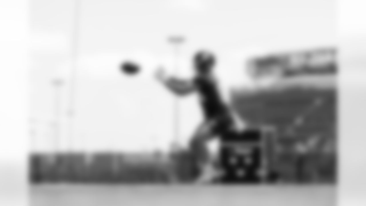TE Chris Myarick (85)