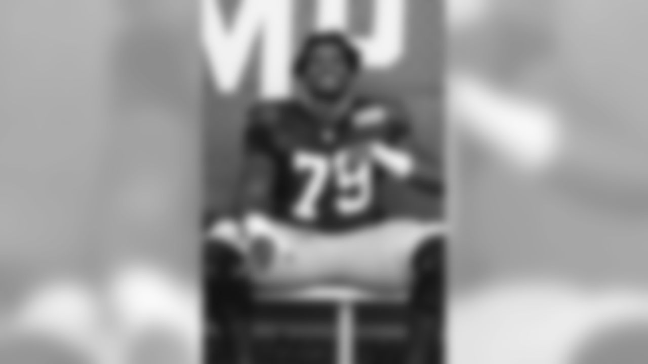 OT Eric Smith