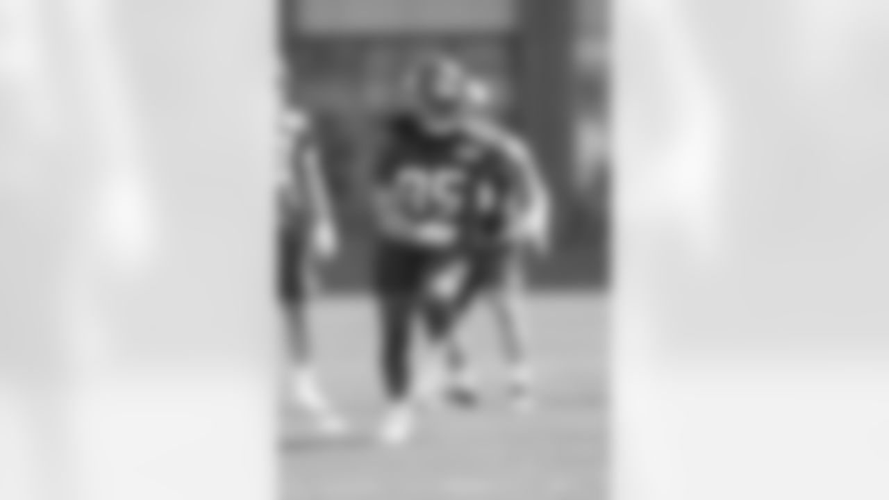 TE Kelvin Benjamin (85)