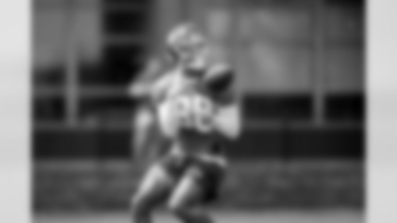 WR Darius Slayton (86)