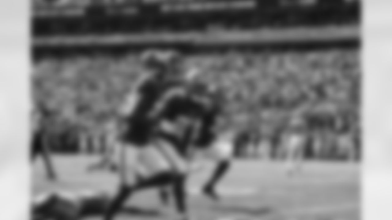 Cor'Dale Flott (28), Adoree' Jackson (22), Oshane Ximines (53)