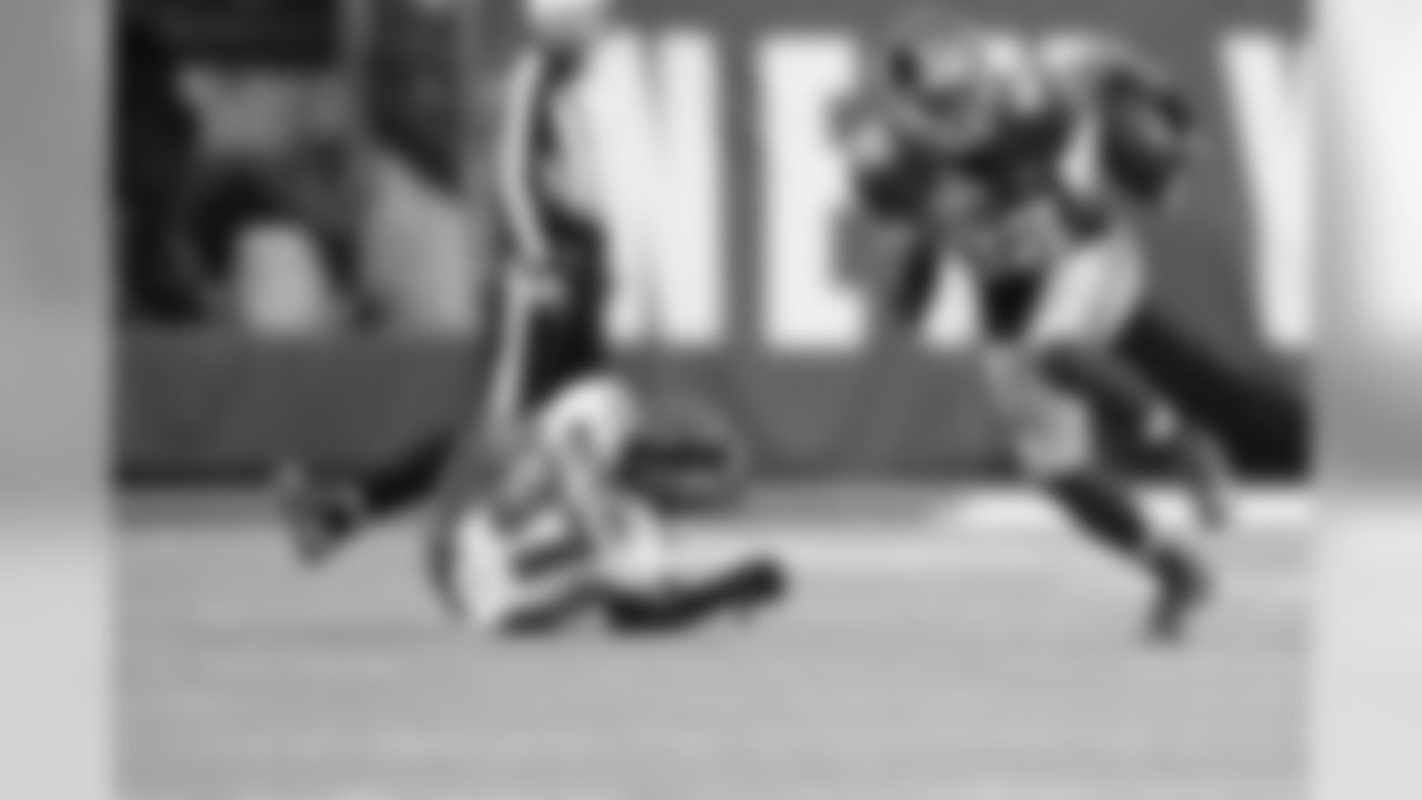 On the ensuing drive, Manning finds Randle on two passes for another 61 yards, setting up a Brown field goal from 36 yards. >>WATCH RUEBEN RANDLE 36-YARD CATCH
