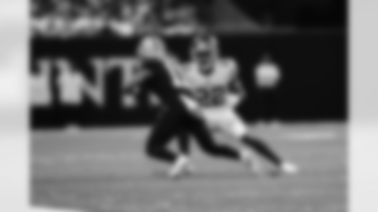 Adoree' Jackson (22)