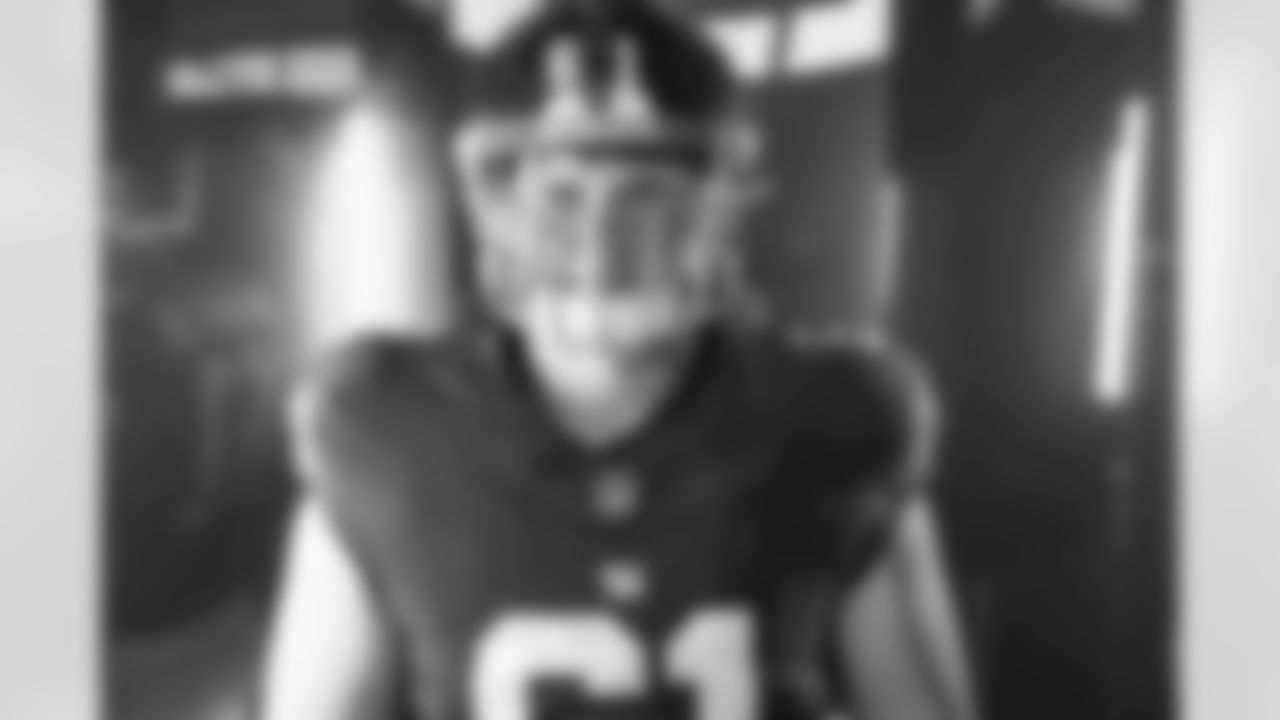 OL John Michael Schmitz Jr (61)