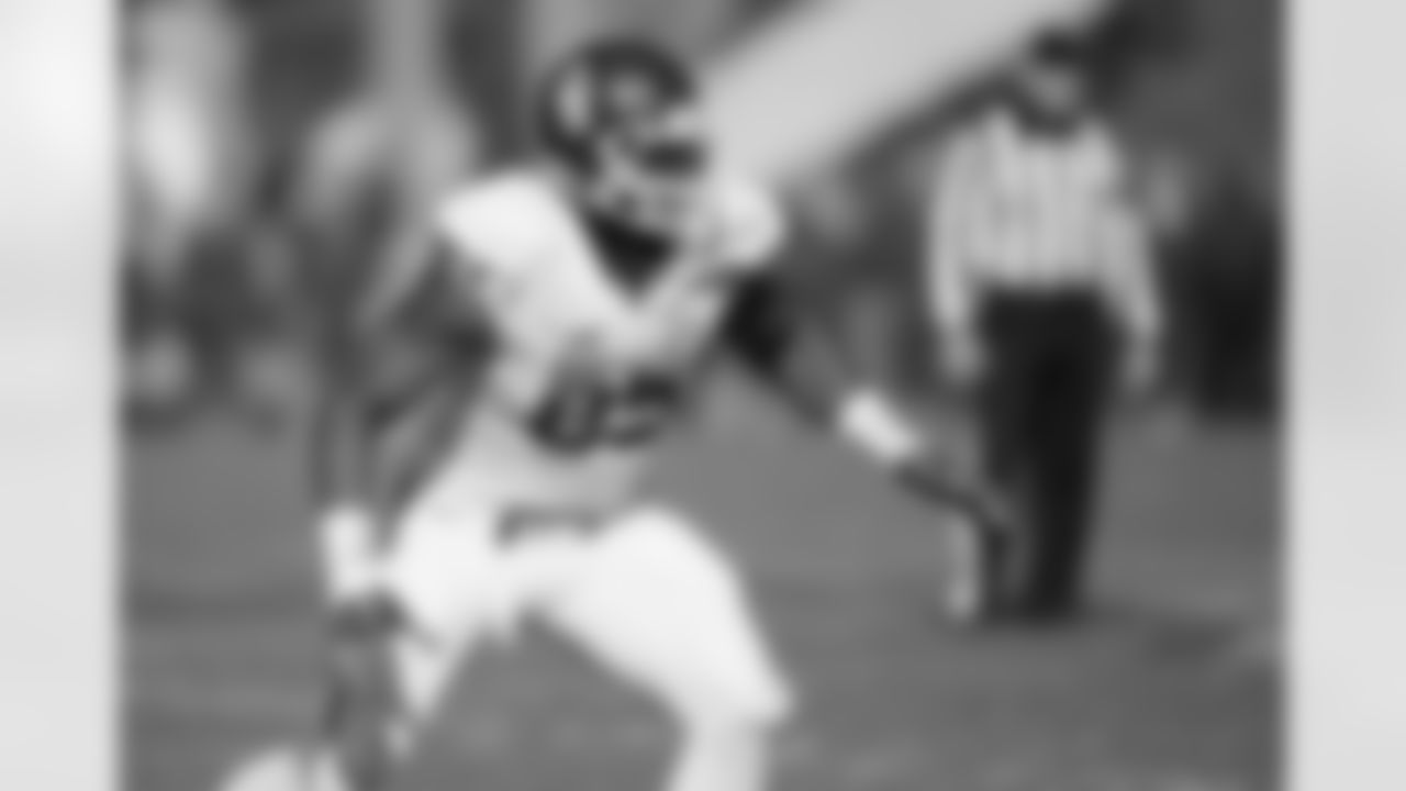 Rd. 3: 33. New England Patriots: DE Geneo Grissom