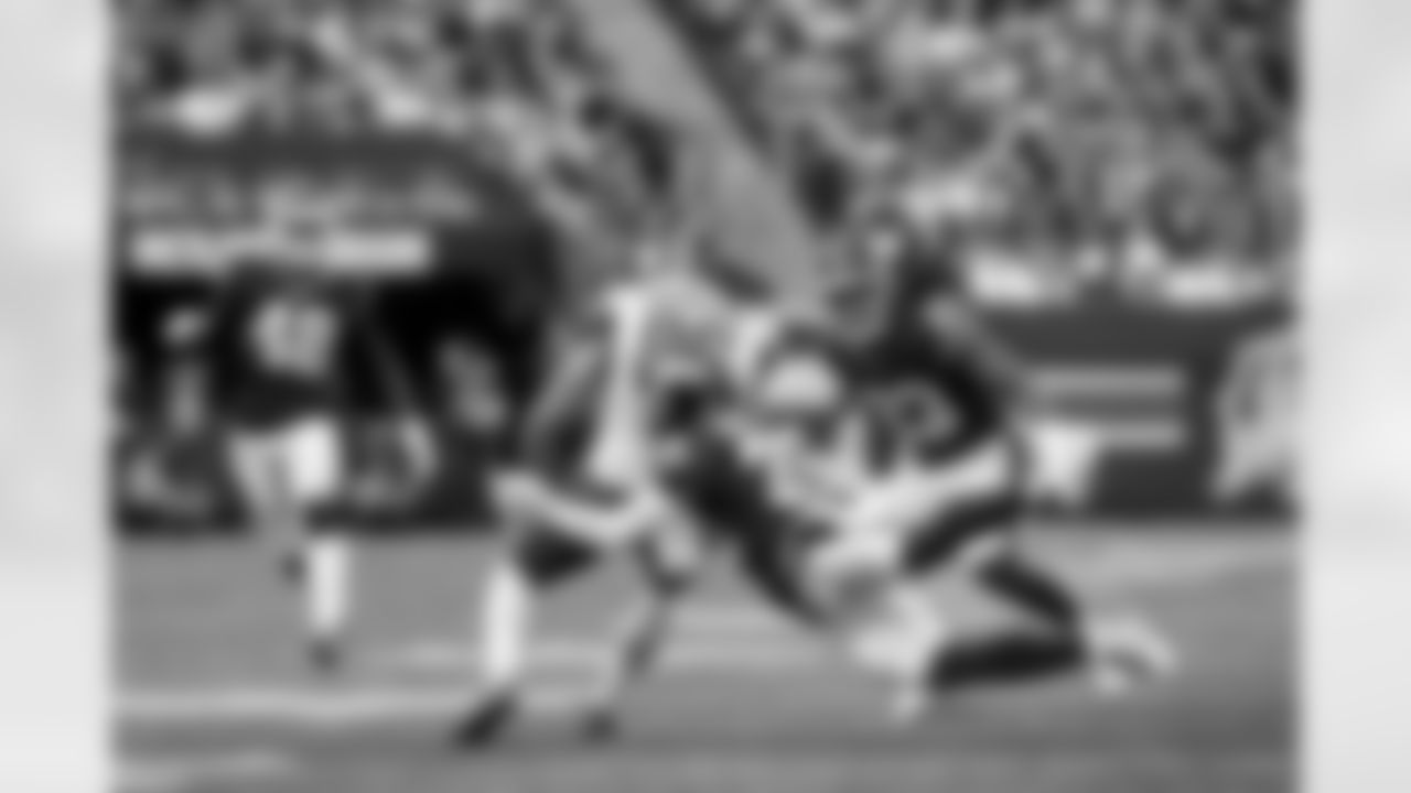 Zyon Gilbert (38) Gary Brightwell (23)
