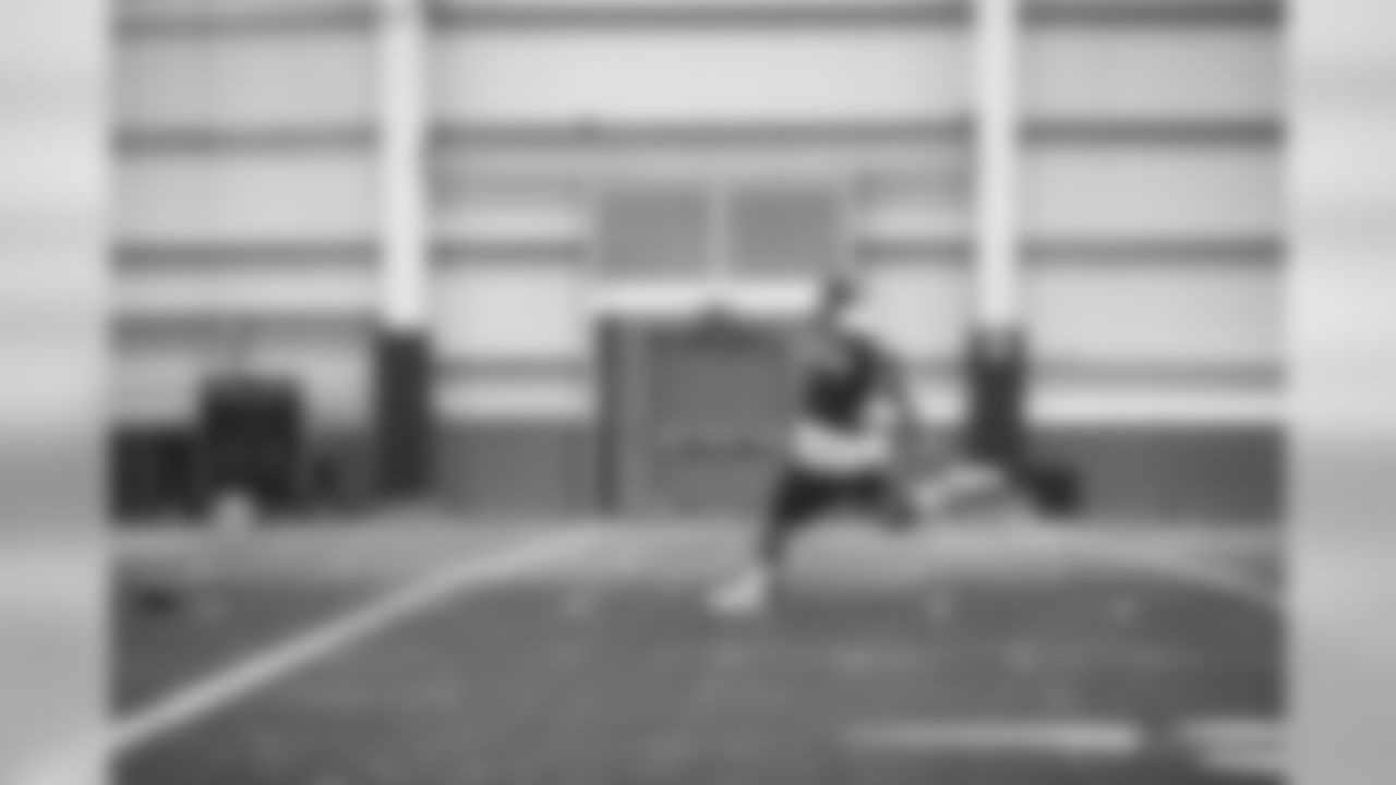E_18_1206_GiantsPractice030