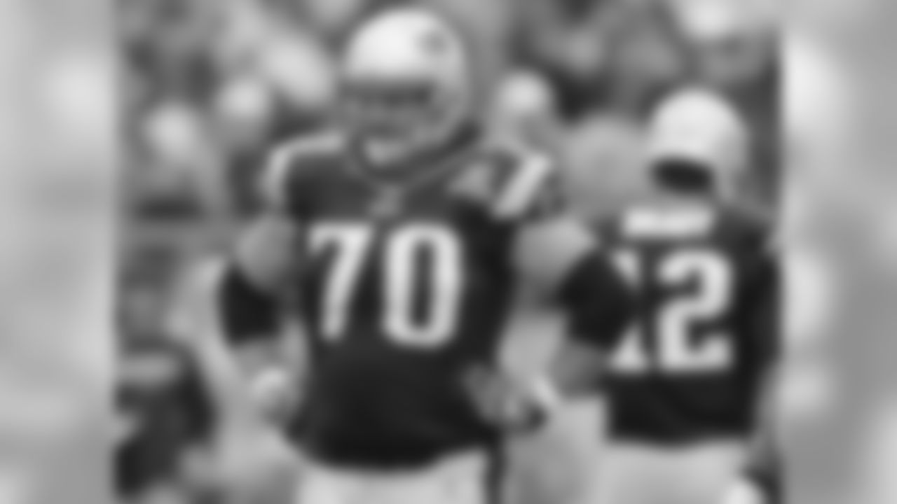 LG 70 Logan Mankins(Backups: 64 Chris McDonald)