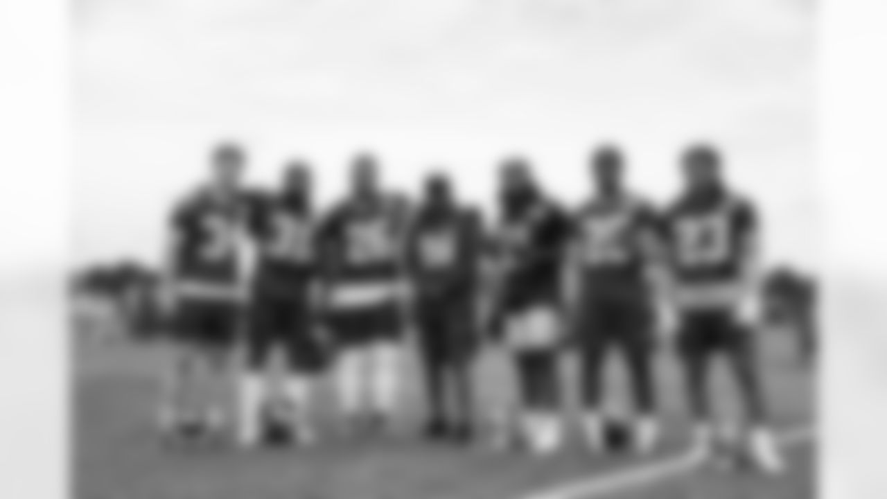 RB Sandro Platzgummer (34), RB Matt Breida (31), RB Saquon Barkley (26), DeAndre Smith Running Backs Coach, RB Antonio Williams (21), RB
Jashaun Corbin (25), RB Gary Brightwell (23)