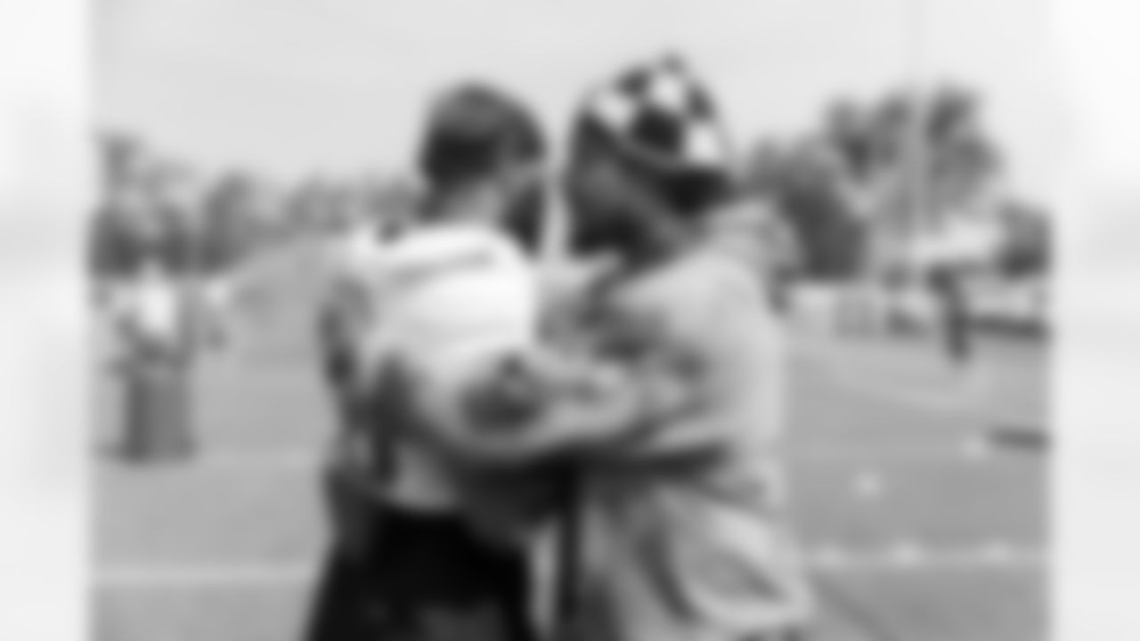 RB Saquon Barkley (26), marshawn lynch