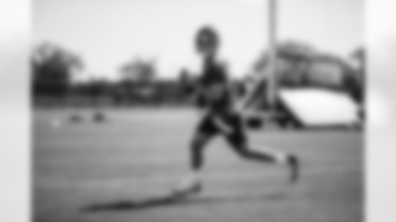 QB Daniel Jones (8)