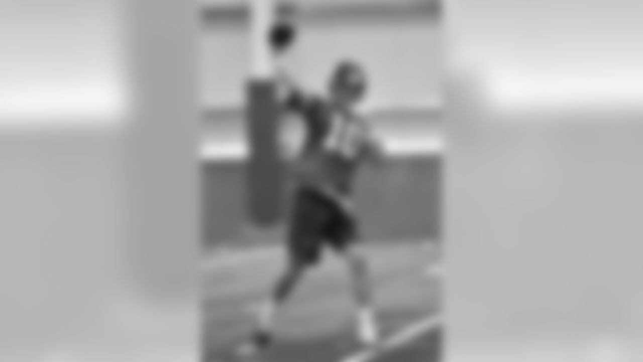 QB Eli Manning