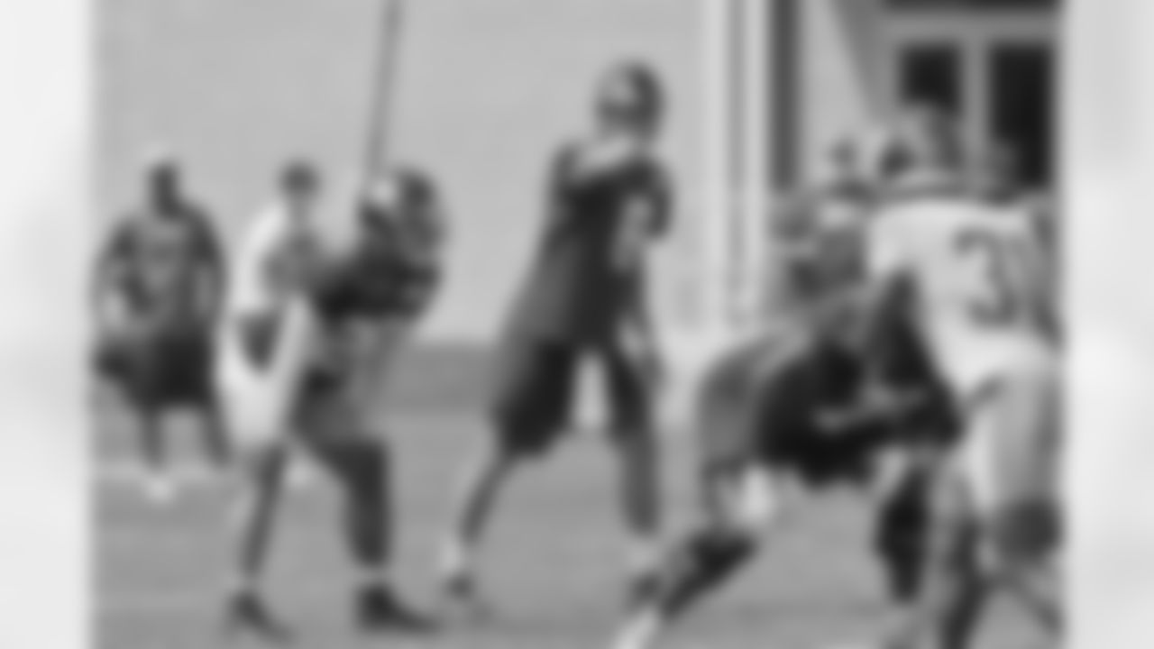 QB Daniel Jones