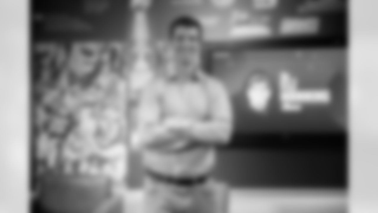 Eli Manning Show promo shoot