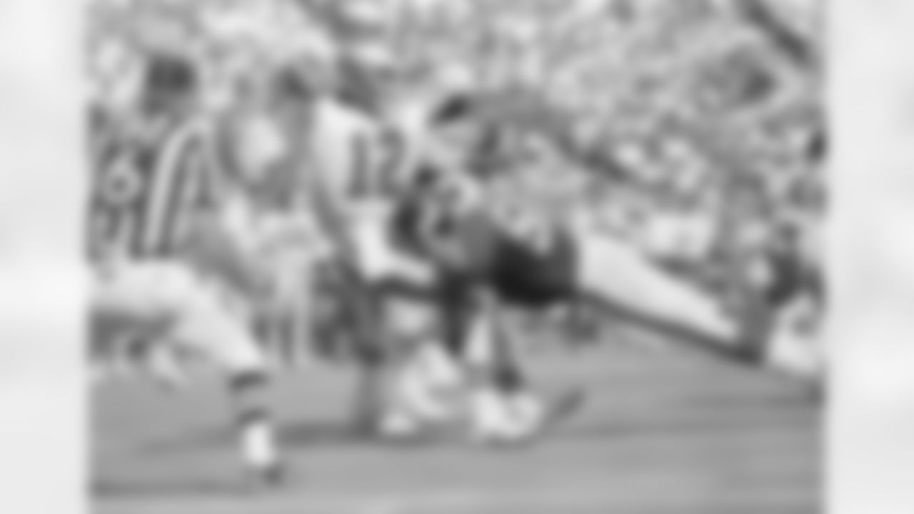 Carl Banks - 36.0 sacks