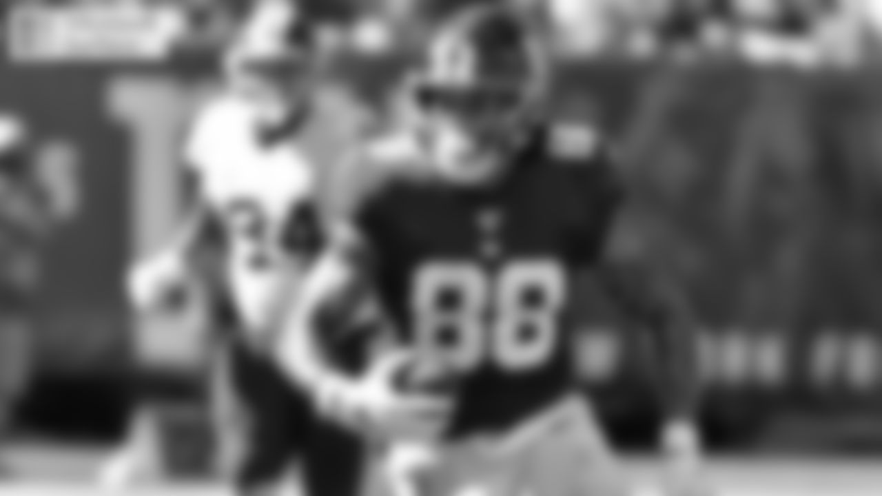 TE EVAN ENGRAM: Despite the knee injury that kept him out last Thursday in New England, Engram still ranks in the top five among tight ends in catches (33) and receiving yards (373). Like Barkley, he practiced fully this week, but Shurmur declined to confirm if would be active on Sunday.