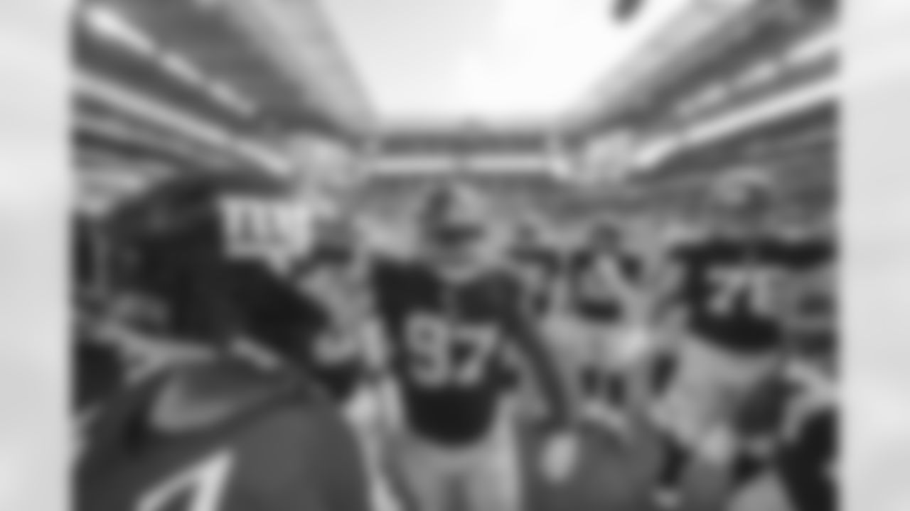 DL Dexter Lawrence