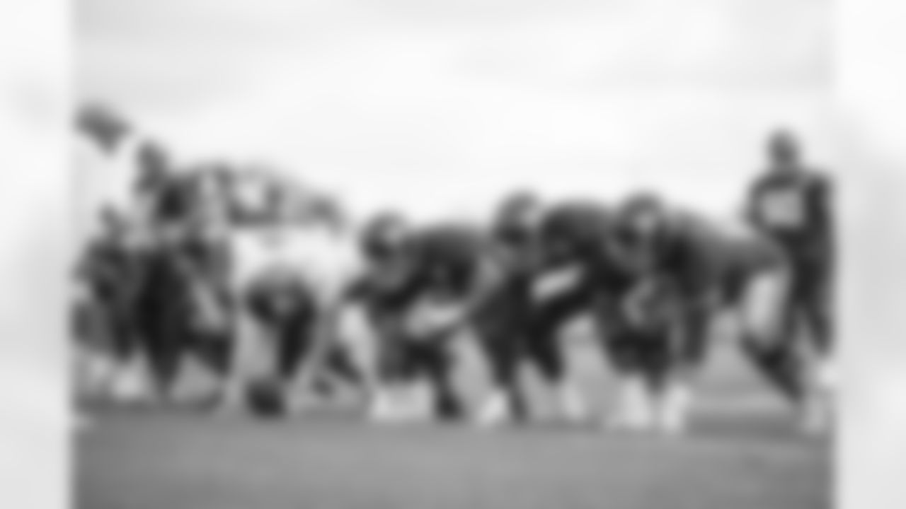 Will Hernandez (71), Andrew Thomas (78), Shane Lemieux (66)