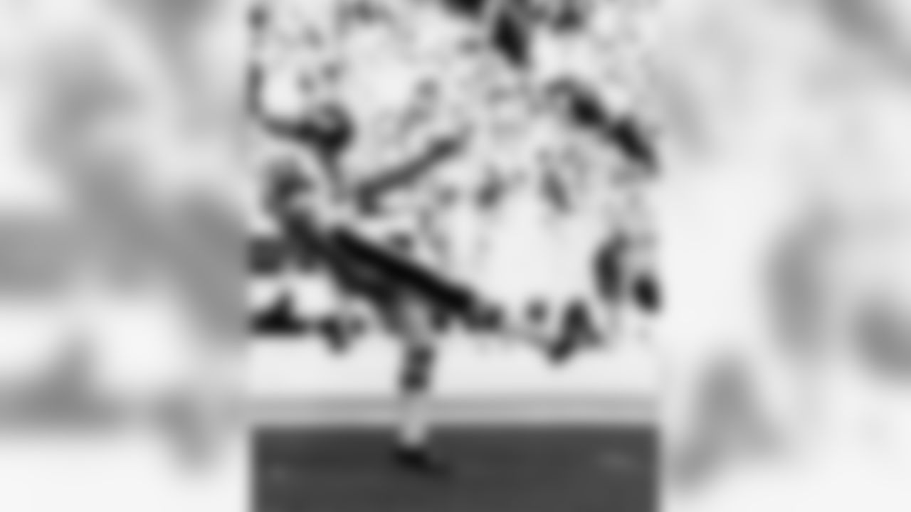 Dave Jennings was an All-Pro punter and inducted into the Giants Ring of Honor