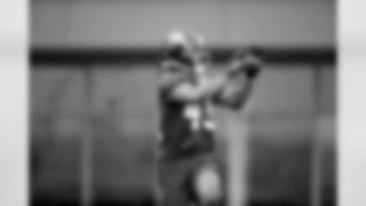 TE Andre Miller (43)