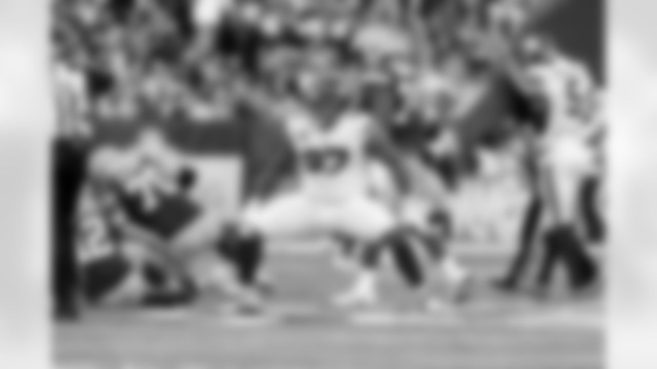 Dexter Lawrence (97)