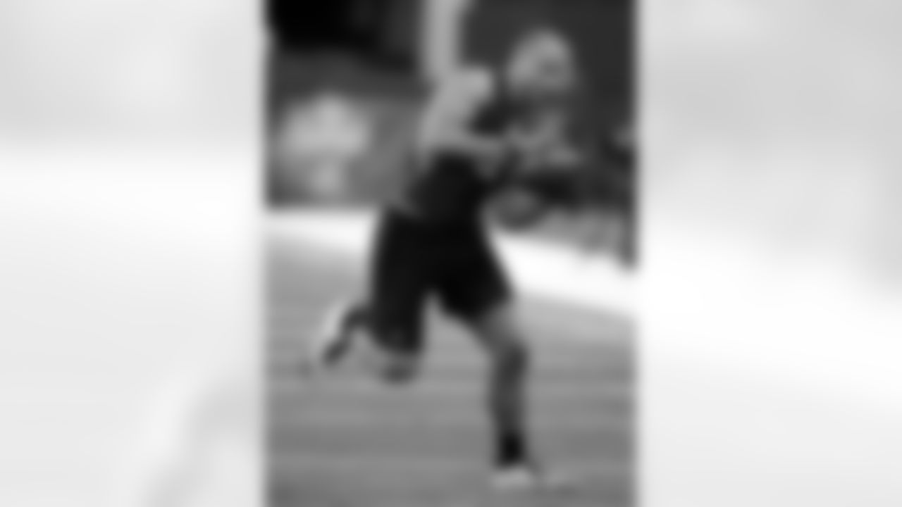 LB Mark Herzlich