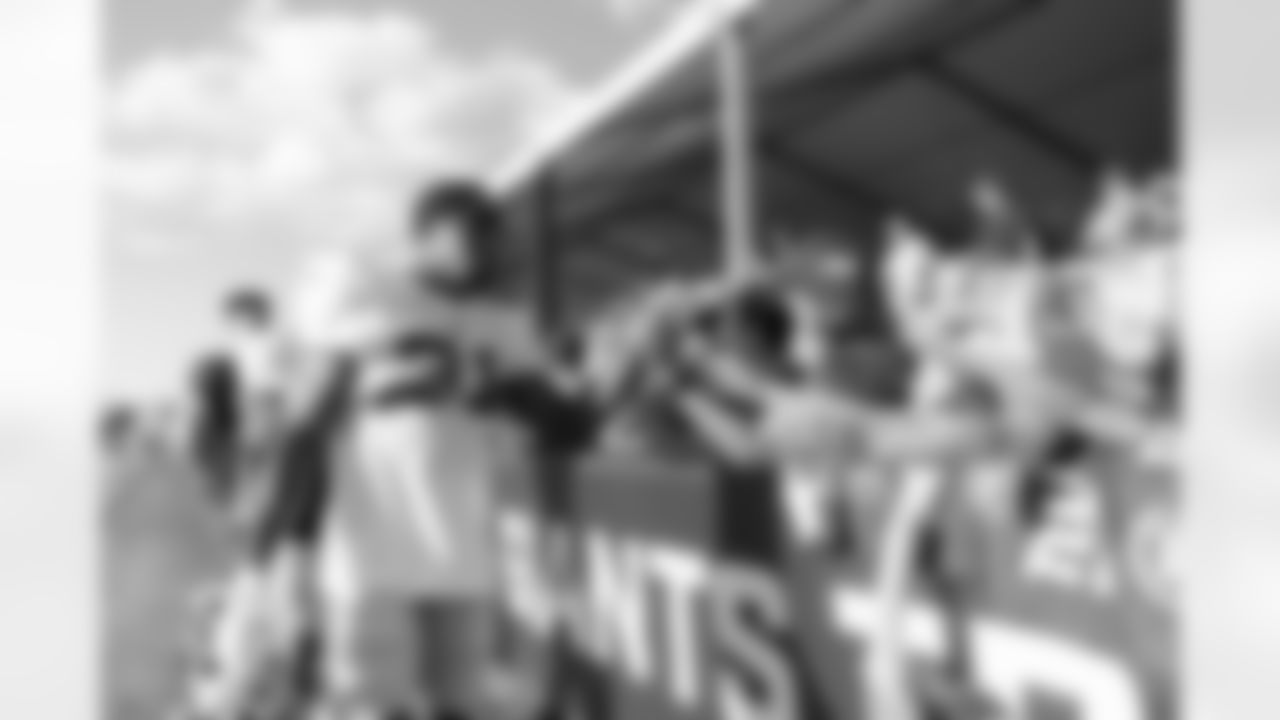 RB Matt Breida (31)