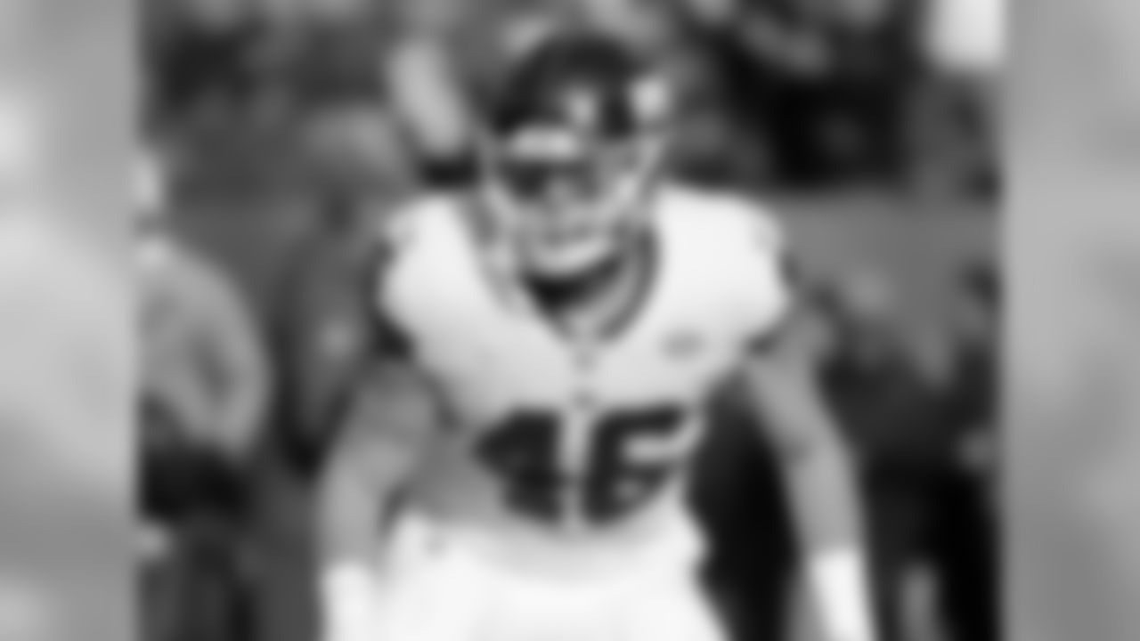 ILB Calvin Munson