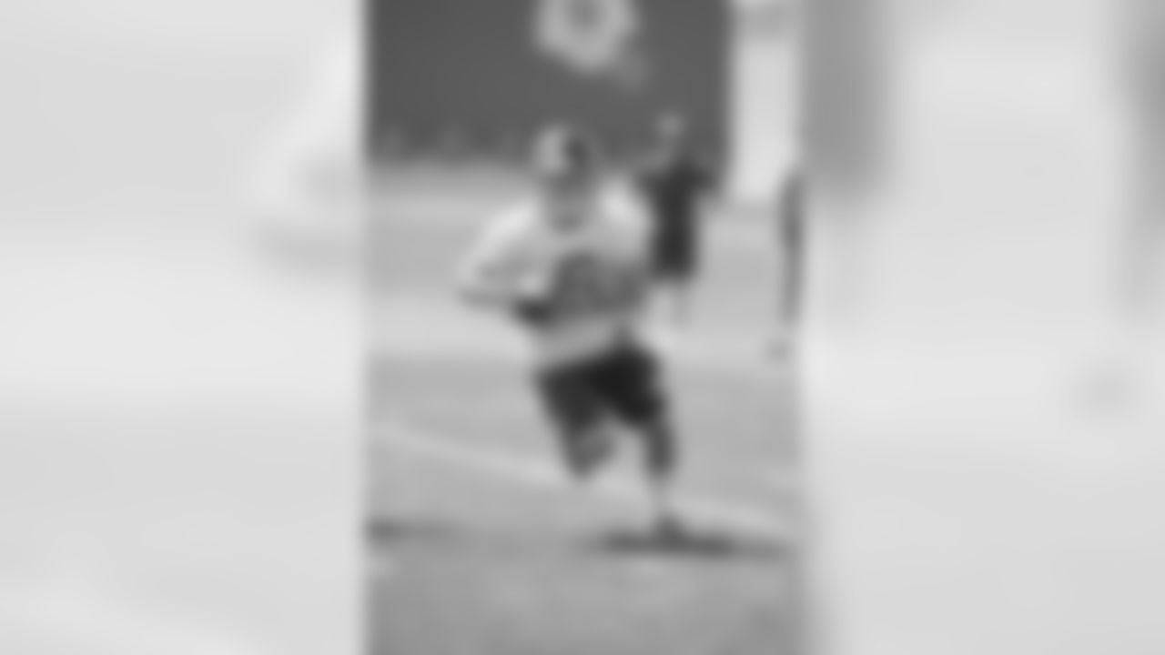 WR Ben Edwards- Signed as a undrafted free agent May 11th