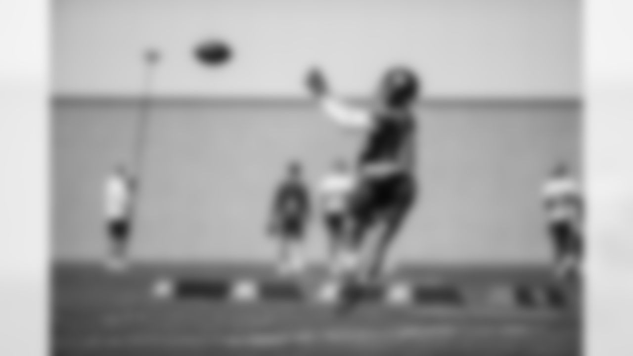 WR Darius Slayton (86)